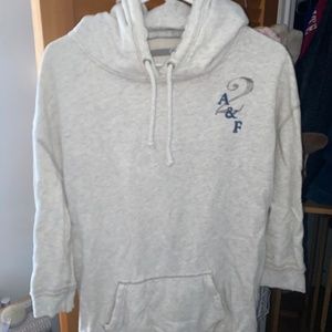 Abercrombie 3/4 sleeve sweatshirt